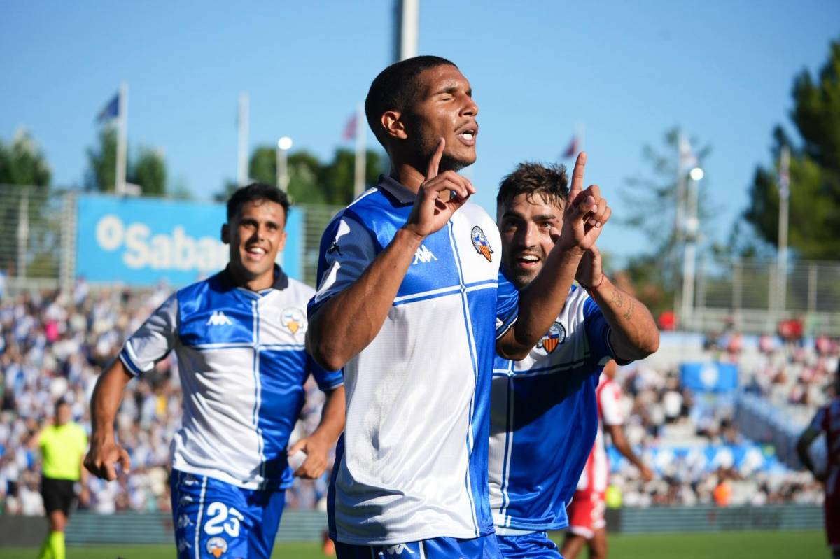 EN DIRECTE | Ara sí, el Sabadell s'avança amb gol de Gioacchini (1-0)