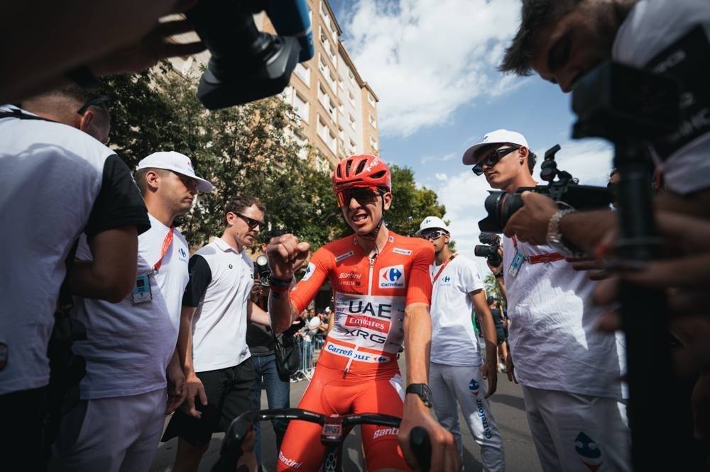 Pogačar abandona la Vuelta per una caiguda en la vuitena etapa