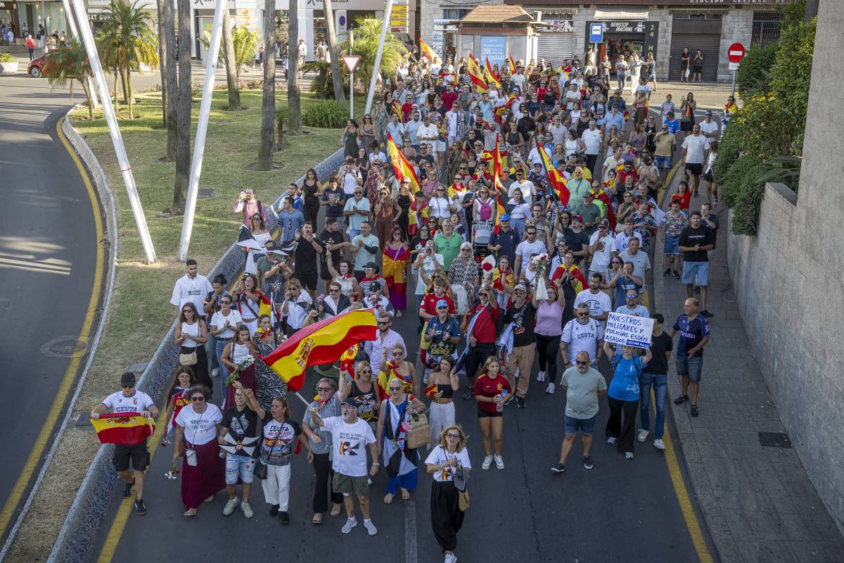 Suspenen les manifestacions contra els migrants per por a vincles amb els ultres