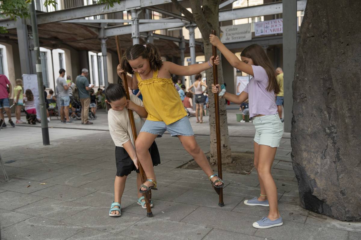 Activitats diverses a la proposta de VADEJOC a Terrassa - Alberto Tallón Activitats diverses a la proposta de VADEJOC a Terrassa