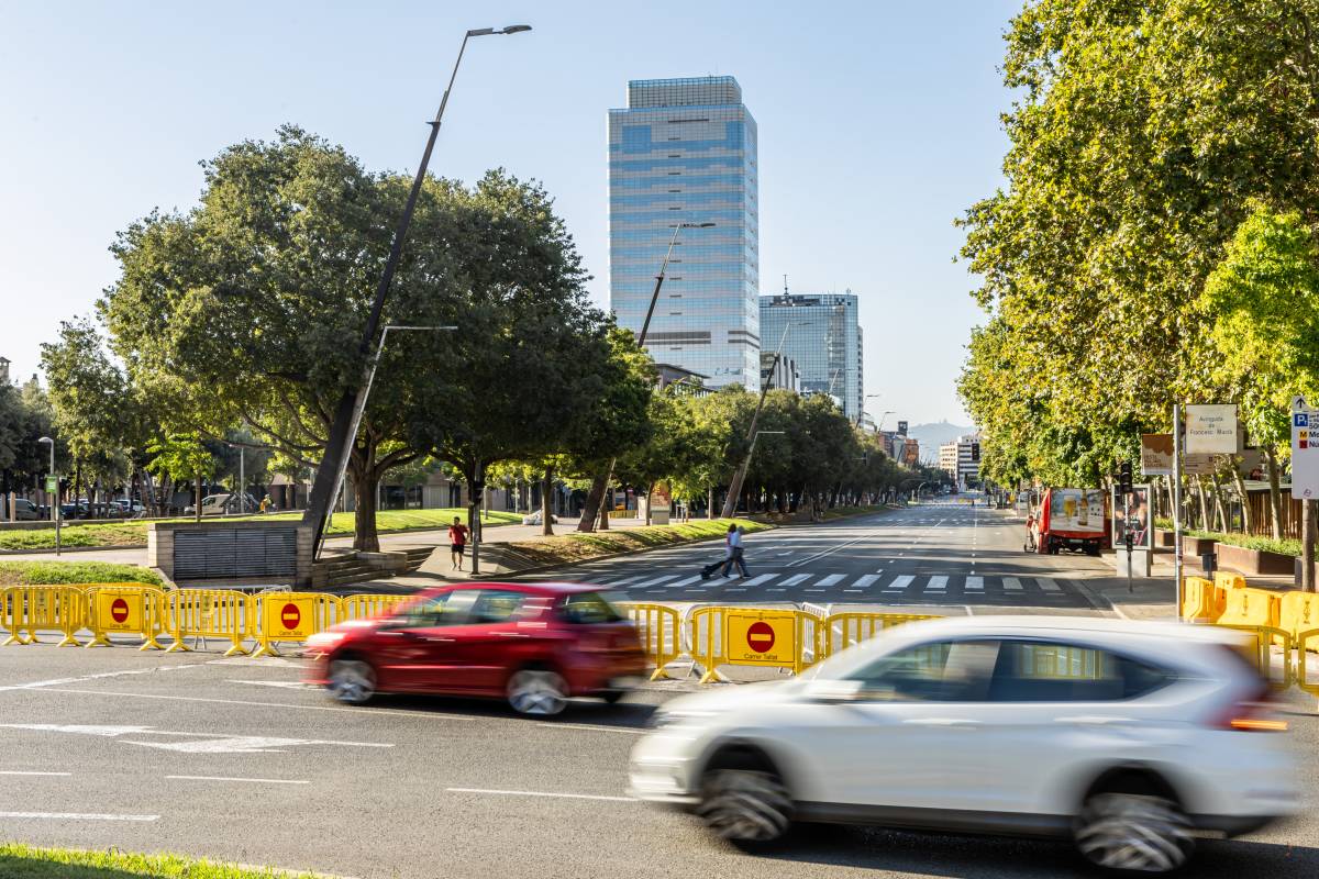 Comença el tall de trànsit a l'Eix Macià, que es prepara per acollir milers de persones durant la Festa Major