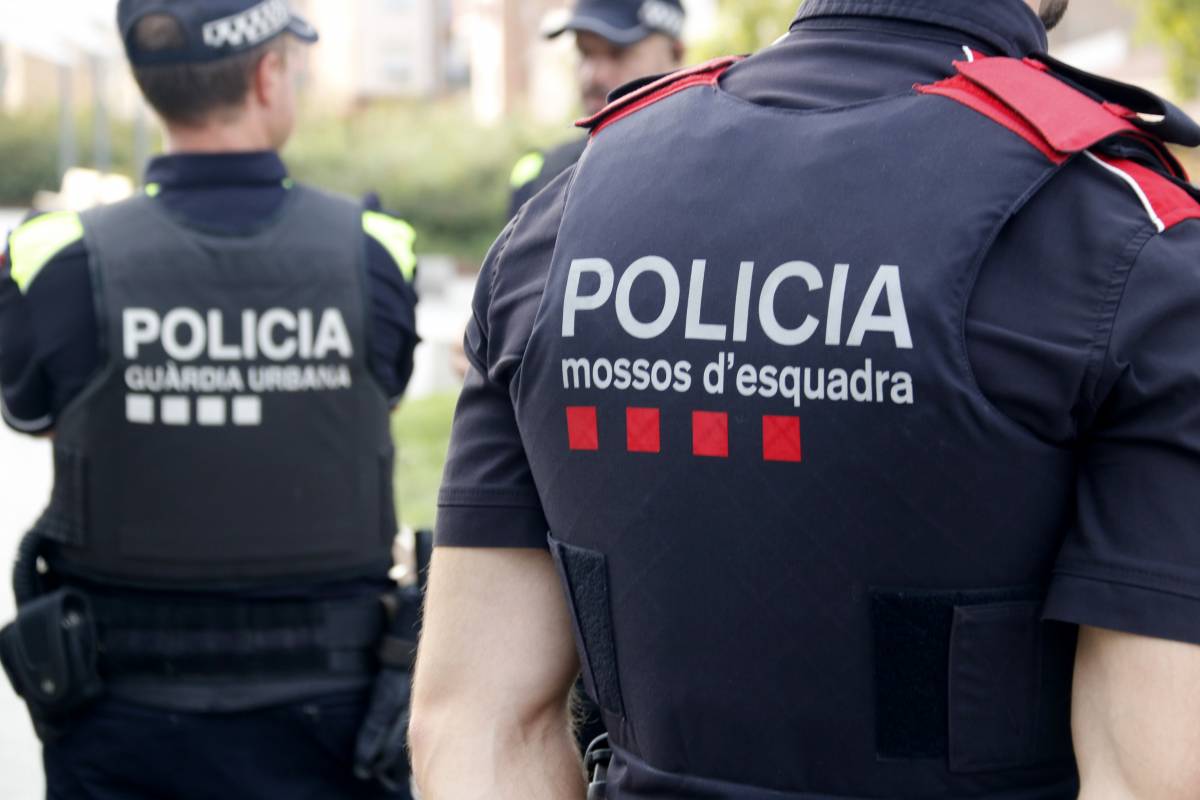 Detingut un home per atracar a punta de pistola un supermercat de Lleida