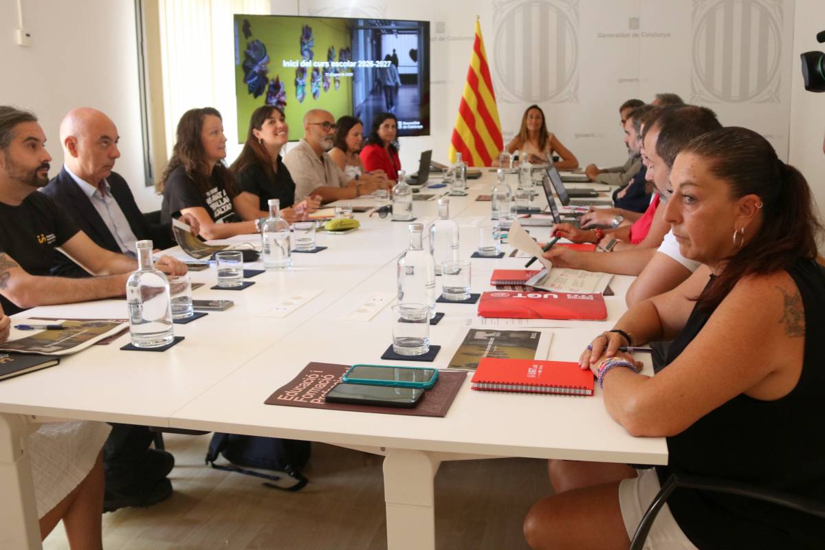 Educació assegura que ha complert el 96% dels acords amb els sindicats