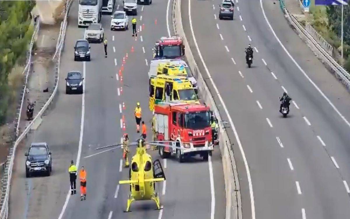 Diversos ferits en un accident múltiple a l'AP-7 al Vendrell