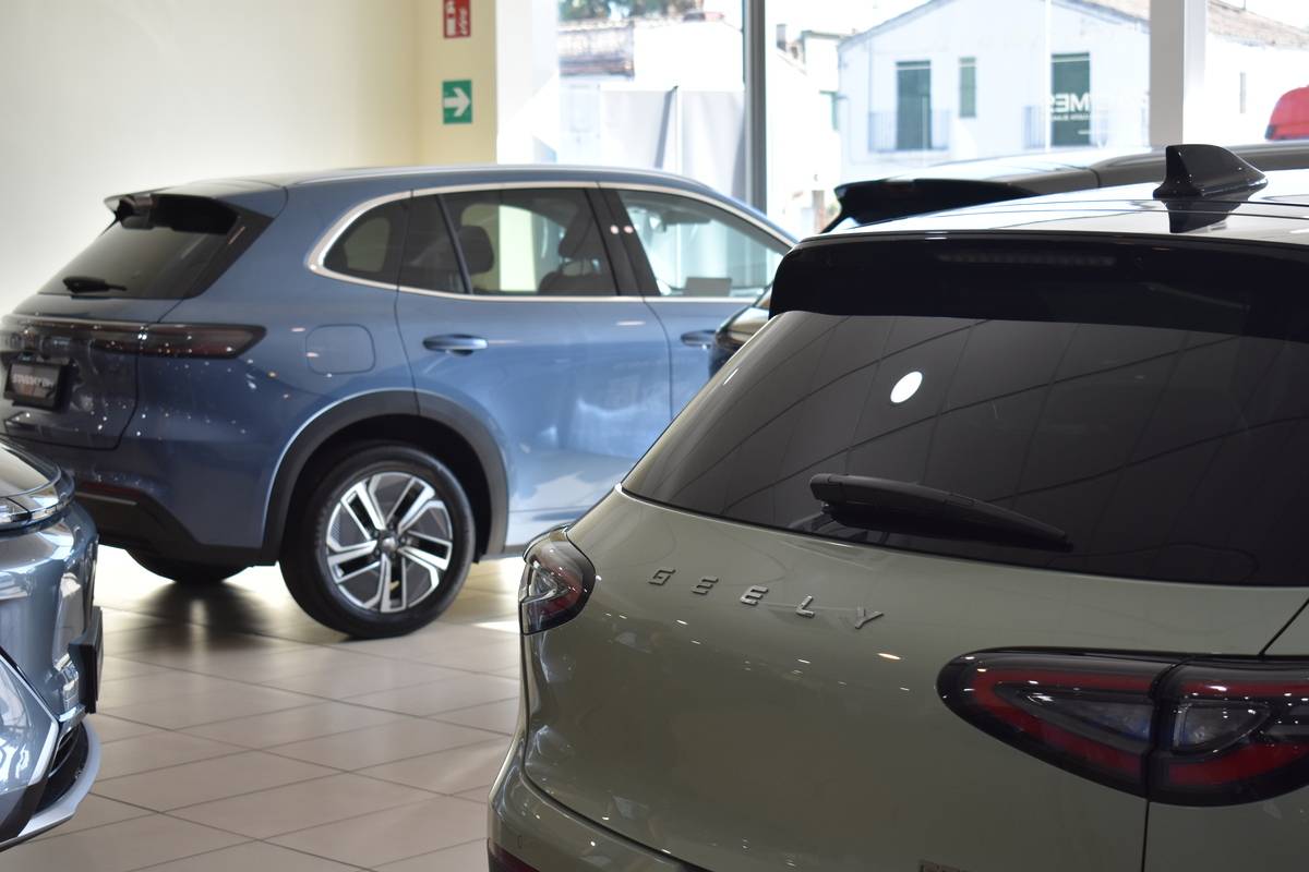 Vehicles de la marca Geely a l`Autoforum de Tortosa. - Joan Navarro Vehicles de la marca Geely a l`Autoforum de Tortosa.