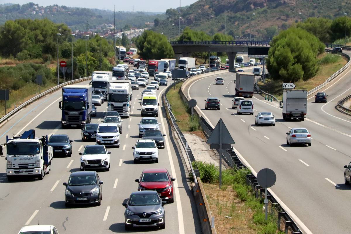 Cal recuperar els peatges a les autopistes? 