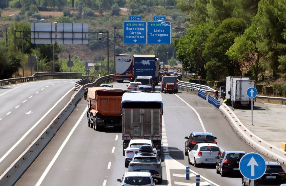 L’AP-7 és la via que transporta més mobilitat de tota la península, en especial el tram català - ACN