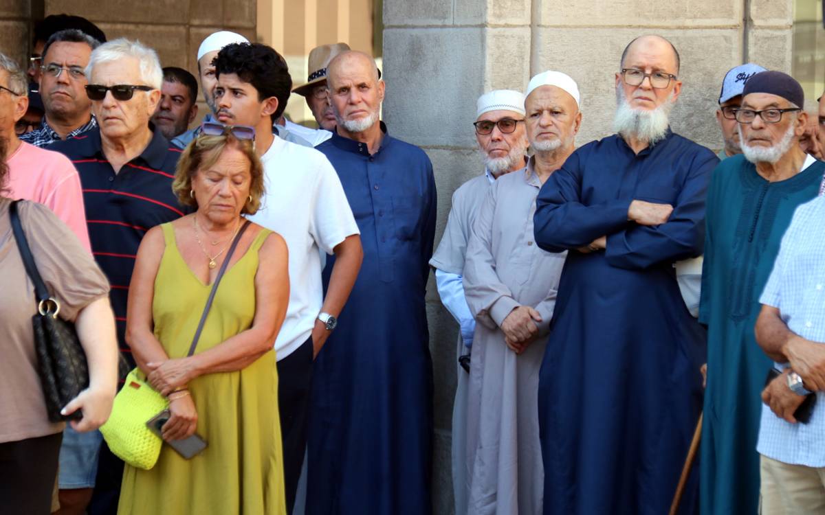 Les mesquites de Manresa condemnen l'homicidi del carrer Sant Jaume i demanen evitar rumors