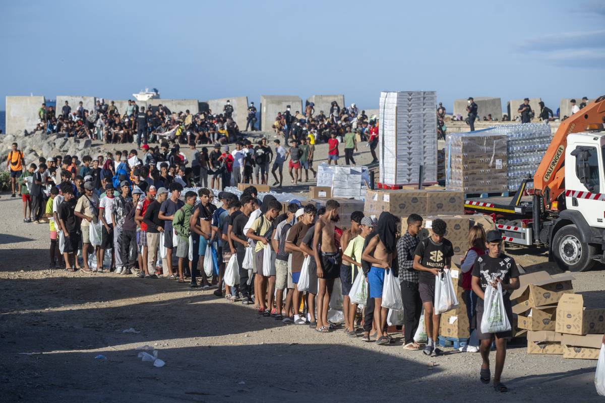 La policia assegura que «no existeix cap informe» que atribueixi al Marroc l'entrada massiva a Ceuta