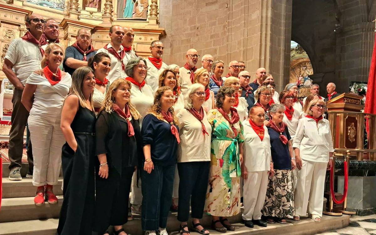 La Coral Cardonina segueix la petjada dels patrons de Cardona en una gira pel nord d'Espanya