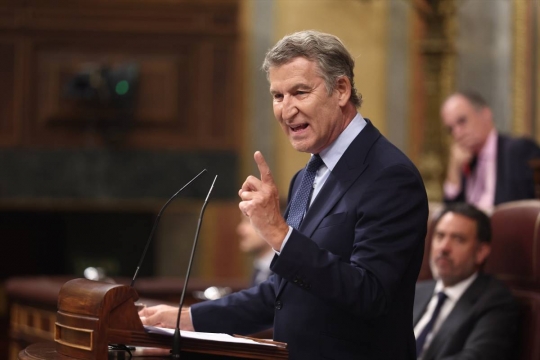 Feijóo insinua que el Marroc té informació sensible sobre Sánchez i li exigeix la dimissió