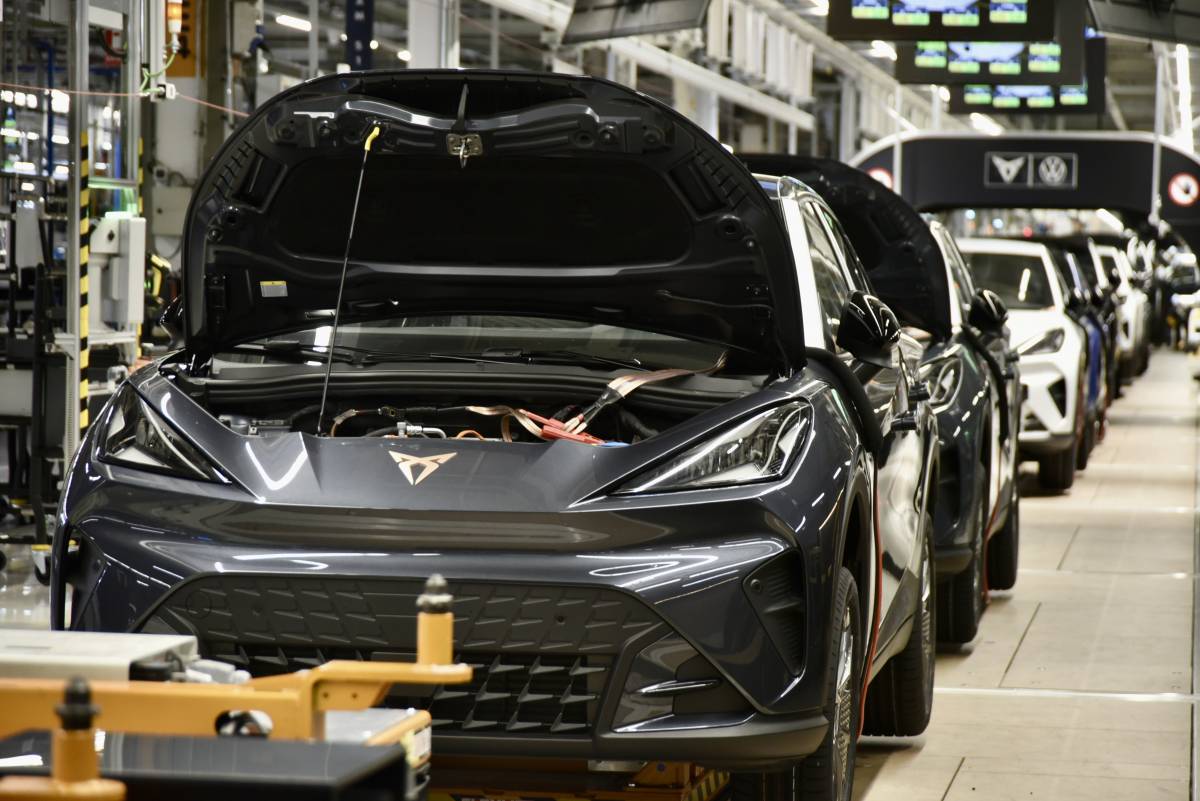 Seat penja d'un fil: la marca podria desaparèixer per la transformació del grup Volkswagen