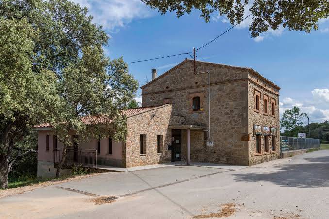 Es necessiten tres monitors de menjador escolar per a les escoles d’Aiguadora, Ardèvol i Llobera