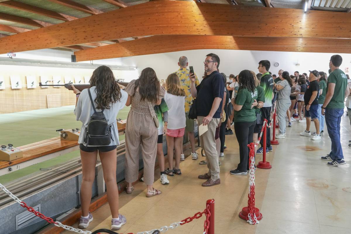 El Club de Tir obre les portes als més curiosos