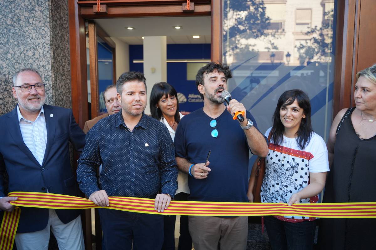 Acte d`inauguració del nou local d`Aliança Catalana Sant Quirze - David Chao Acte d`inauguració del nou local d`Aliança Catalana Sant Quirze
