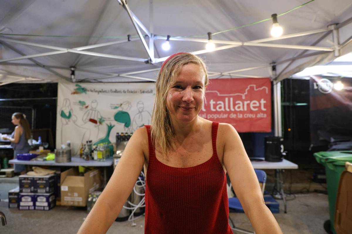 Andrea Robles, responsable d`un dels torns de la barra del Tallaret i Gegants de Gràcia - VÍCTOR CASTILLO Andrea Robles, responsable d`un dels torns de la barra del Tallaret i Gegants de Gràcia