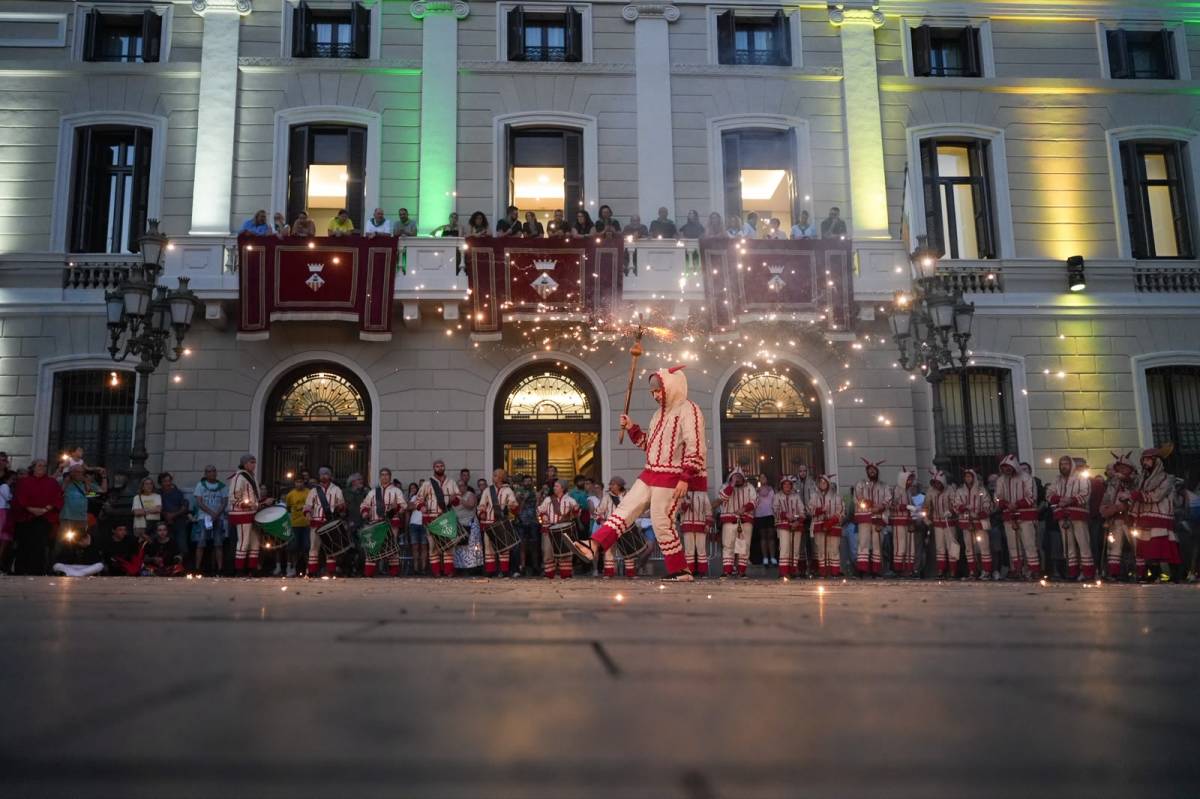 Els versots dels Diables per la festa major de Sabadell 2026 - DAVID CHAO Els versots dels Diables per la festa major de Sabadell 2026