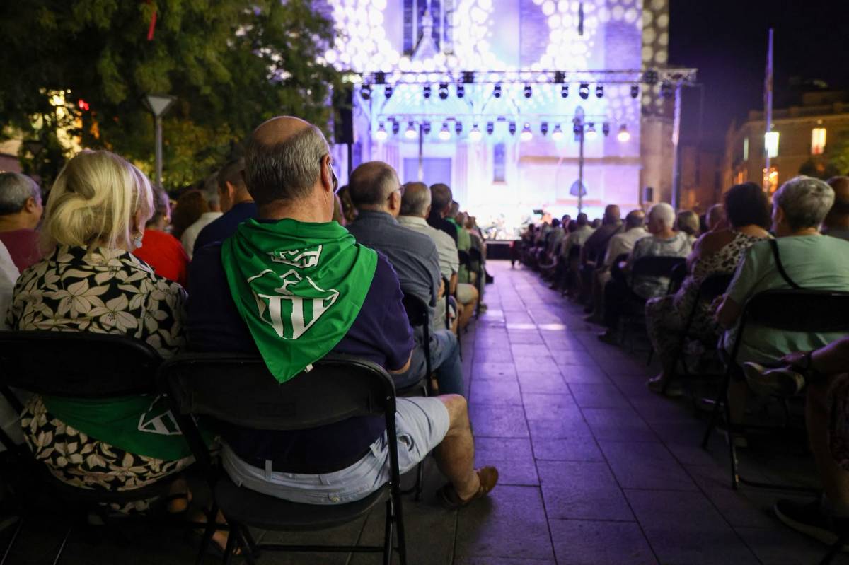 El concert de la Banda de Música a la plaça de Sant Roc - VÍCTOR CASTILLO El concert de la Banda de Música a la plaça de Sant Roc