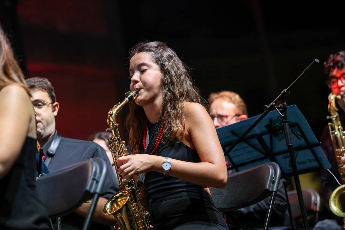 El concert de la Banda de Música a la plaça de Sant Roc - VÍCTOR CASTILLO El concert de la Banda de Música a la plaça de Sant Roc