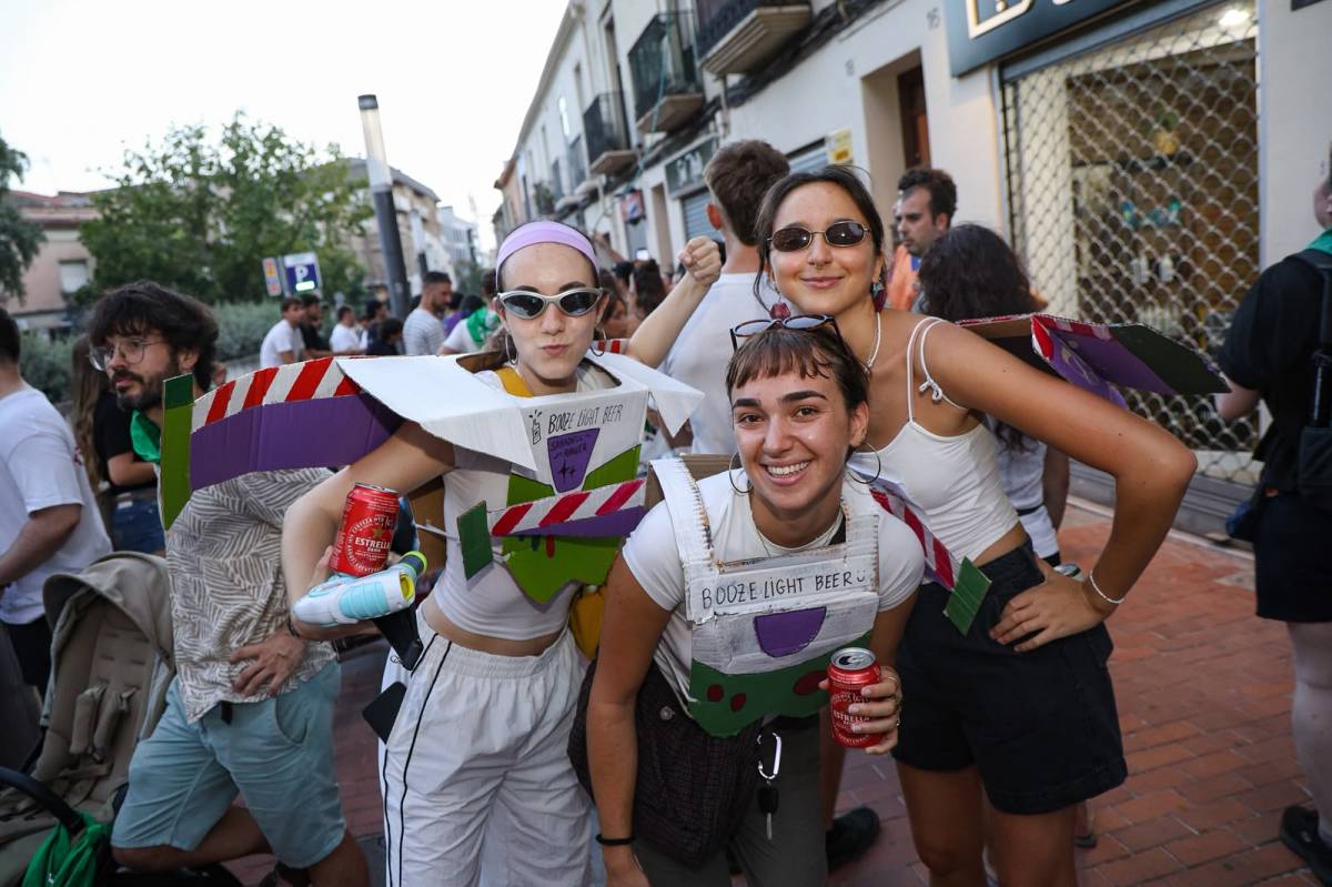 Milers de persones al correbars de la Festa Major de Sabadell - Víctor Castillo Milers de persones al correbars de la Festa Major de Sabadell