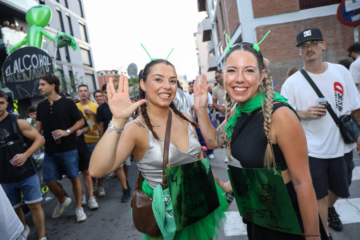 Milers de persones al correbars de la Festa Major de Sabadell - Víctor Castillo Milers de persones al correbars de la Festa Major de Sabadell
