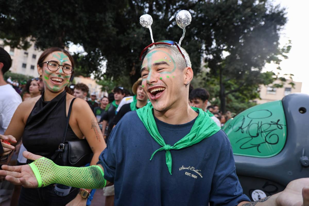 Milers de persones al correbars de la Festa Major de Sabadell - Víctor Castillo Milers de persones al correbars de la Festa Major de Sabadell