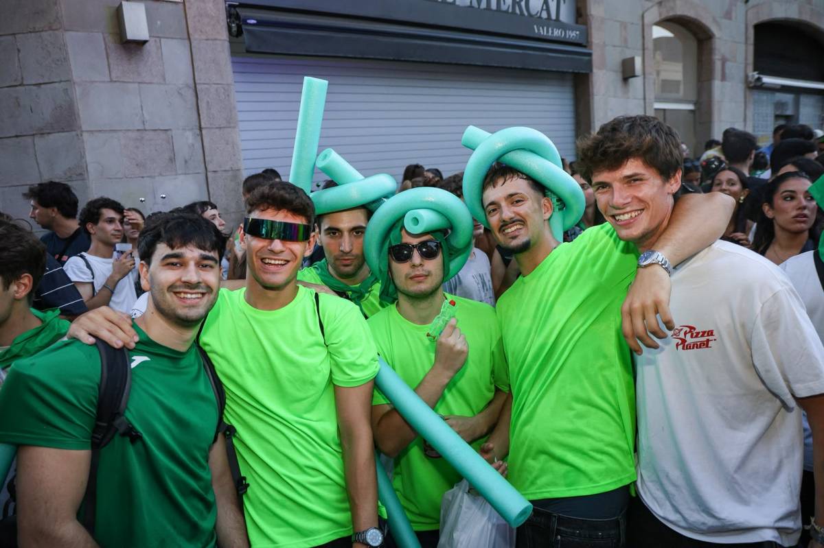 Milers de persones al correbars de la Festa Major de Sabadell - Víctor Castillo Milers de persones al correbars de la Festa Major de Sabadell