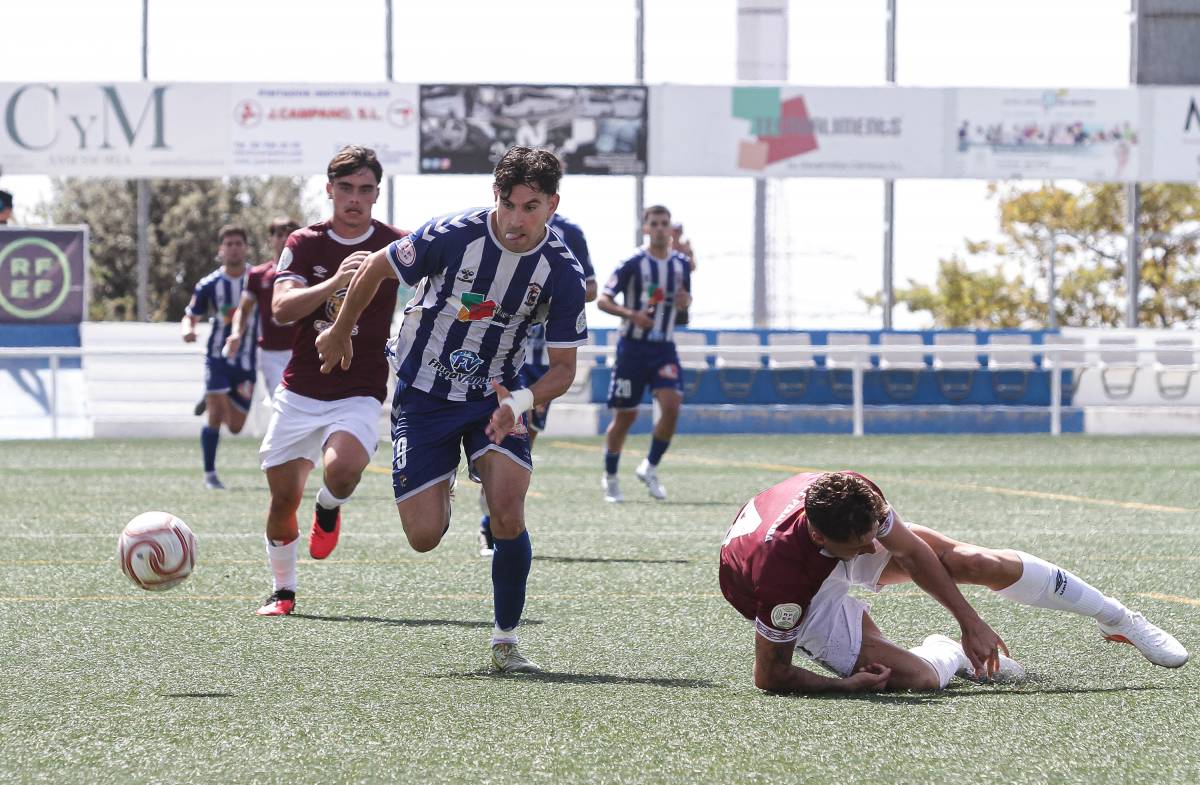El San Cristóbal millora molt a la represa i rescata un punt davant del Peralada