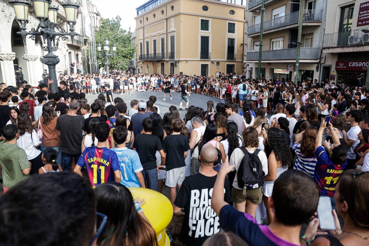 El Raval de Montserrat de Terrassa ha acollit la primera batalla de - Lluís Clotet El Raval de Montserrat de Terrassa ha acollit la primera batalla de
