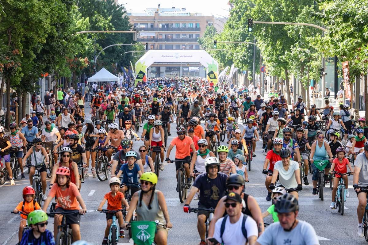 FOTOS | Sabadell s'omple de bicicletes per Festa Major