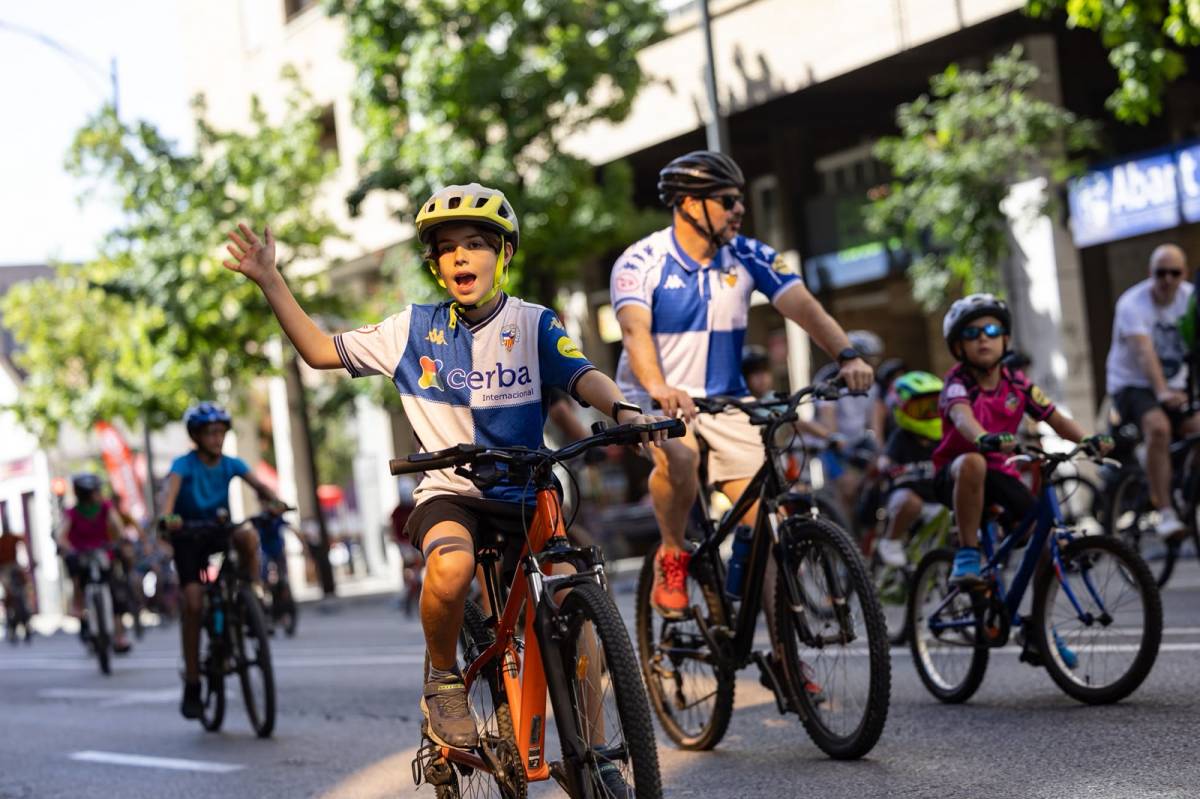 La pedalada popular de la Festa Major del 2026, en imatges - Victor Castillo La pedalada popular de la Festa Major del 2026, en imatges