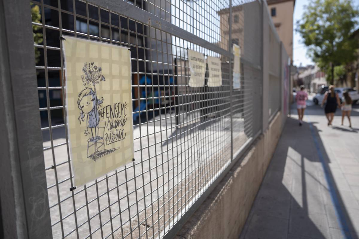 Serveis mínims el primer dia d’escola 
