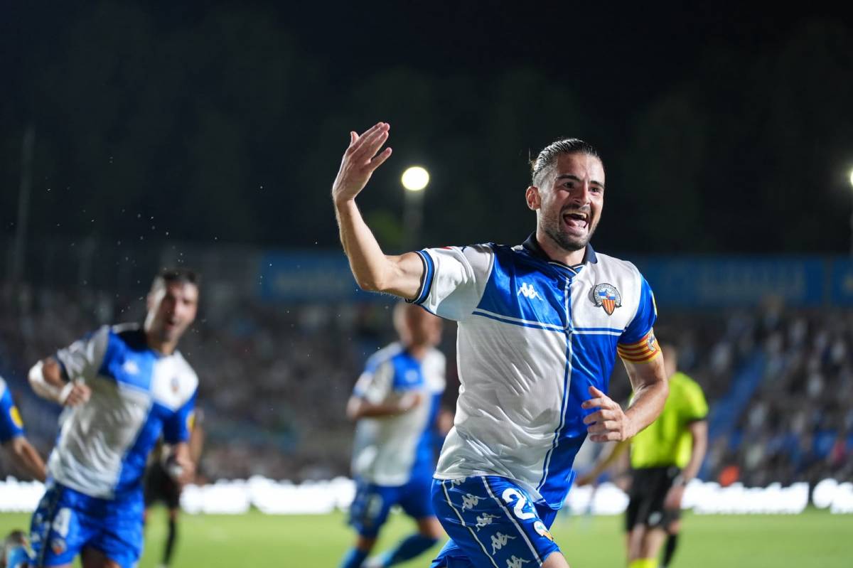 Urri capgira novament el marcador de penal (3-2): segueix el partit en directe