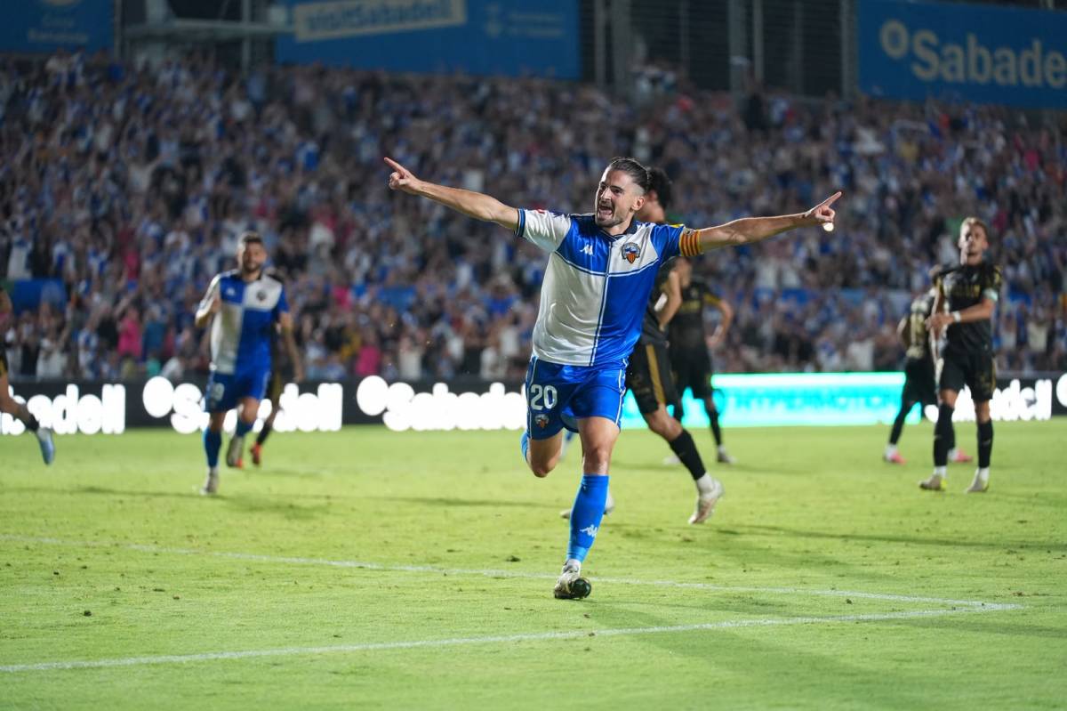 El CE Sabadell se'n va de Festa Major i assalta la zona alta de la Lliga Hypermotion