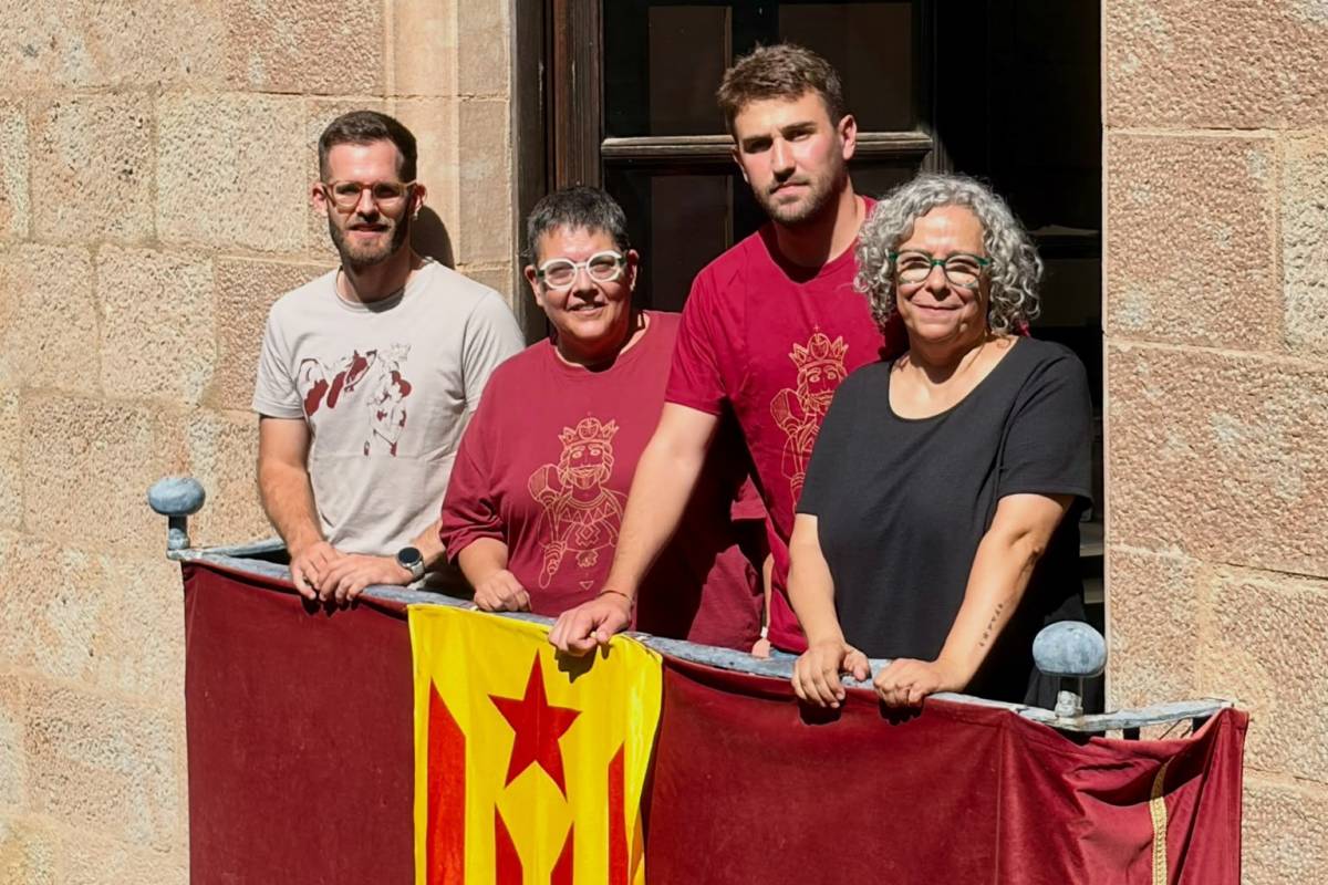 Regidors de l`ajuntament de Solsona al balcó consistorial - Aj Solsona Regidors de l`ajuntament de Solsona al balcó consistorial