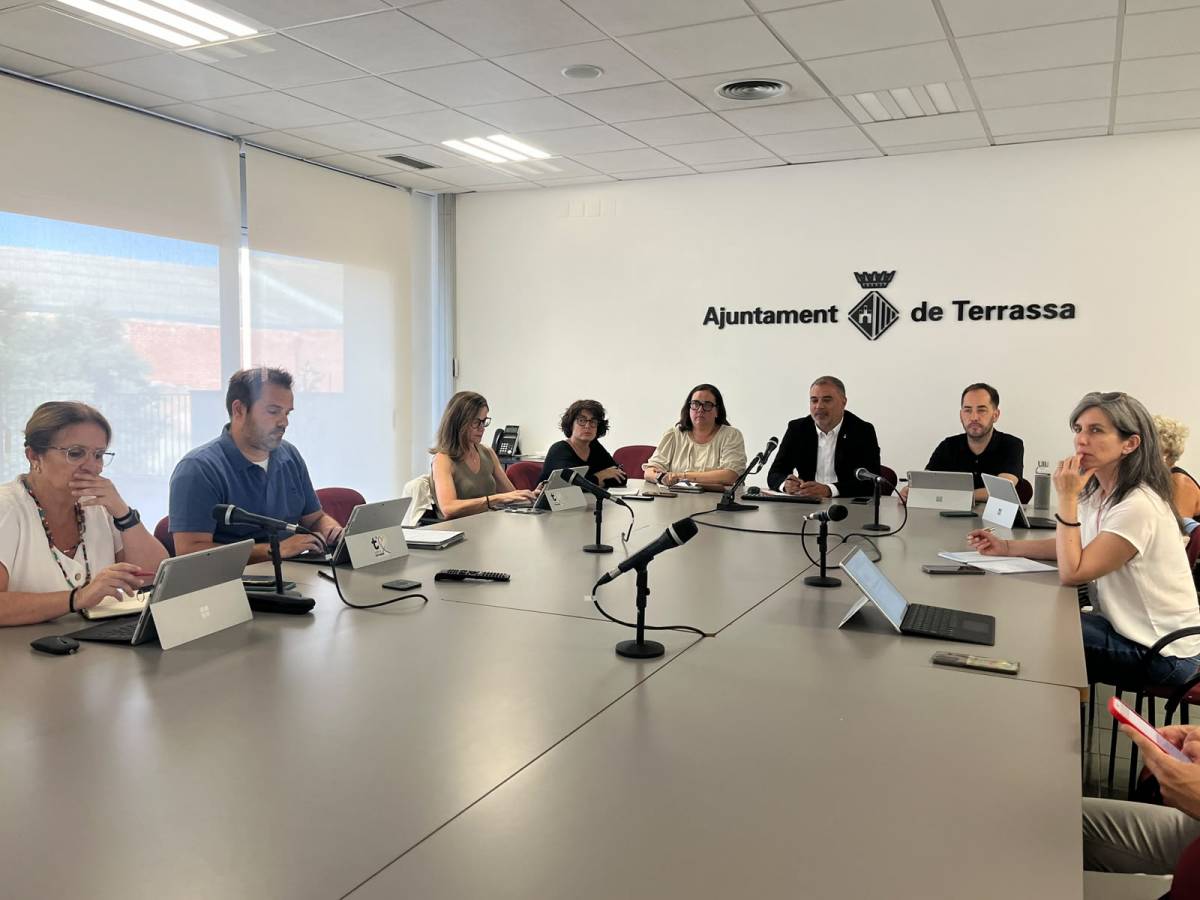 Terrassa tanca Vallparadís, suspèn el Mercadal i deixa la zona blava gratuïta per l'episodi de pluges