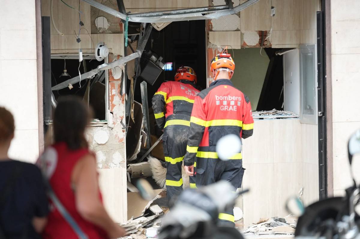 Dos ferits greus en una explosió en una joieria de Cerdanyola