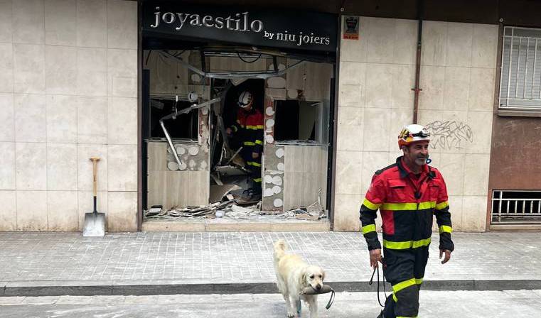 Quatre ferits per una explosió en una joieria de Cerdanyola