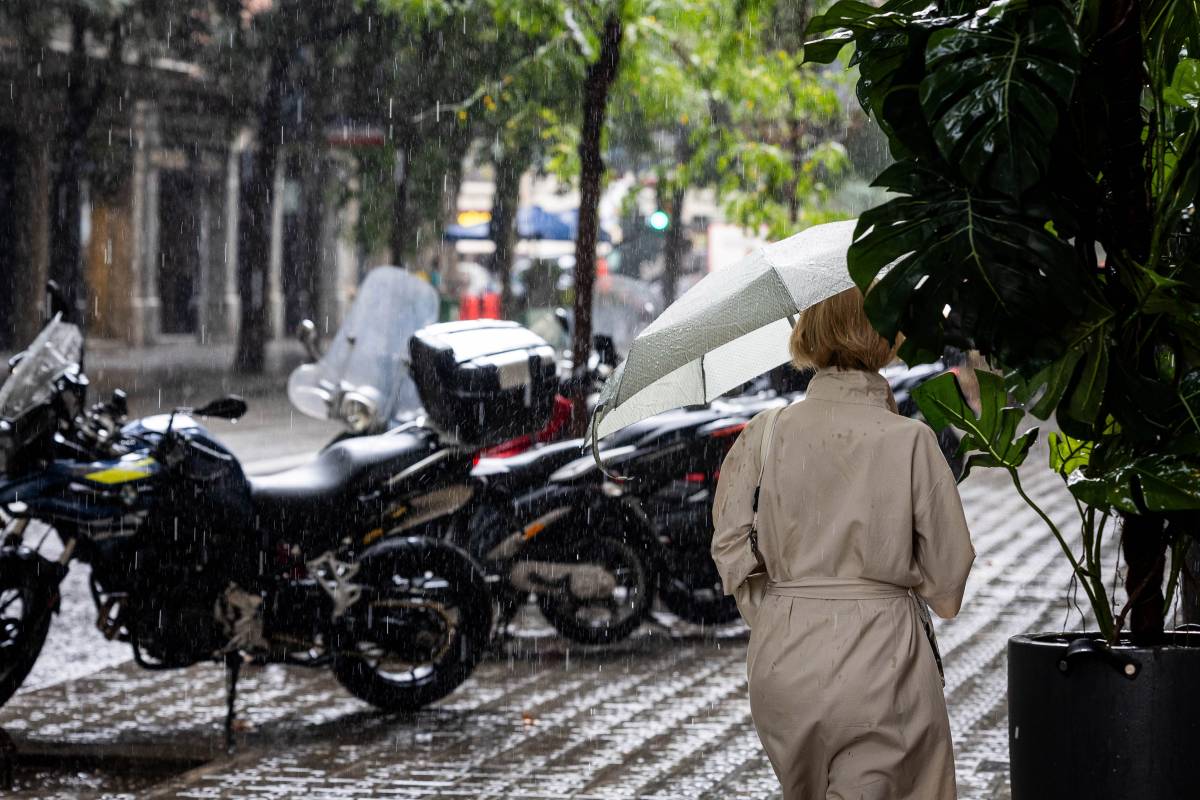 El Meteocat eleva l'avís de perill per pluges: 16 comarques en nivell taronja