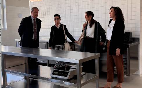 L’Acadèmia Catalana de Gastronomia i Nutrició queda impressionada per l’Escola de Restauració de Sabadell 