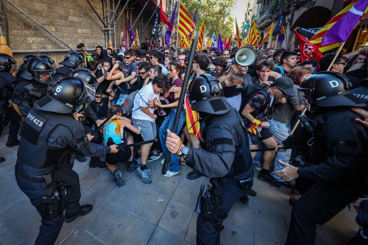 La Diada del 2026, en marxa: càrregues al Fossar per l'acte d'Aliança