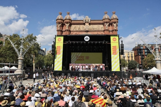 Òmnium entoma el lideratge social per frenar Aliança Catalana