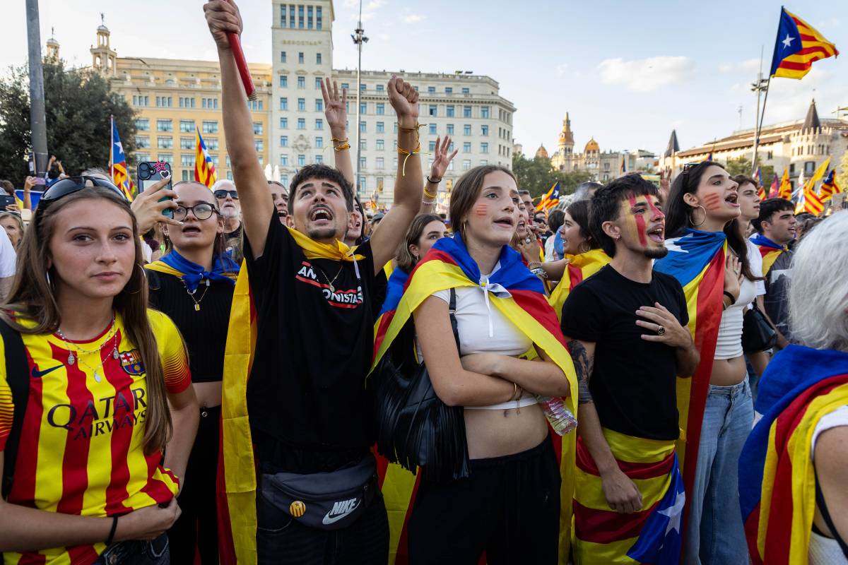 La llengua reactiva els joves per la Diada: «Vull poder parlar en català a la universitat»