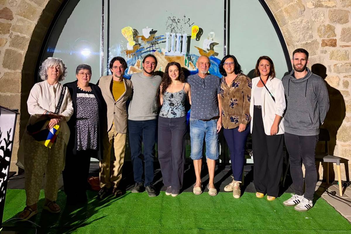 Autoritats, organitzador i artistes integrants de l`acte - Aj Solsona Autoritats, organitzador i artistes integrants de l`acte