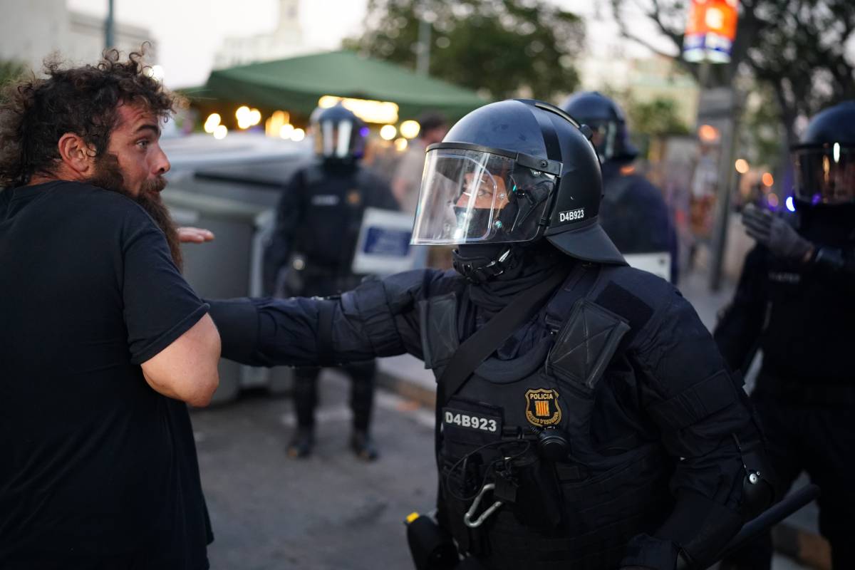 En llibertat les 18 persones detingudes en la manifestació de la Diada a Barcelona