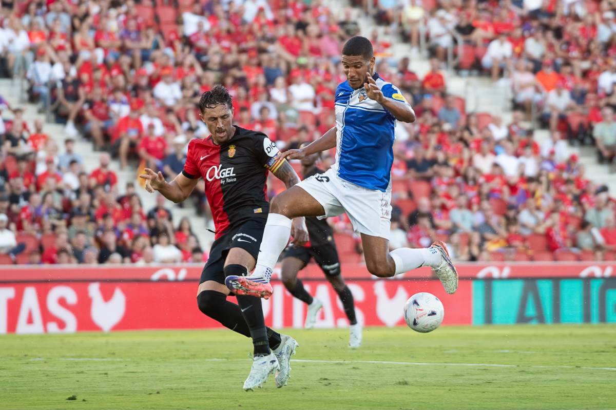 El CE Sabadell busca escurçar distàncies a Son Moix (2-0): segueix el partit, en directe
