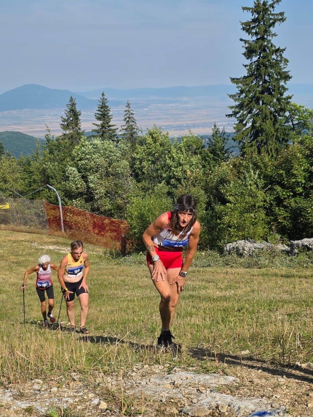 Triple medalla per a Carme Ballesteros a l'Europeu màster de trail