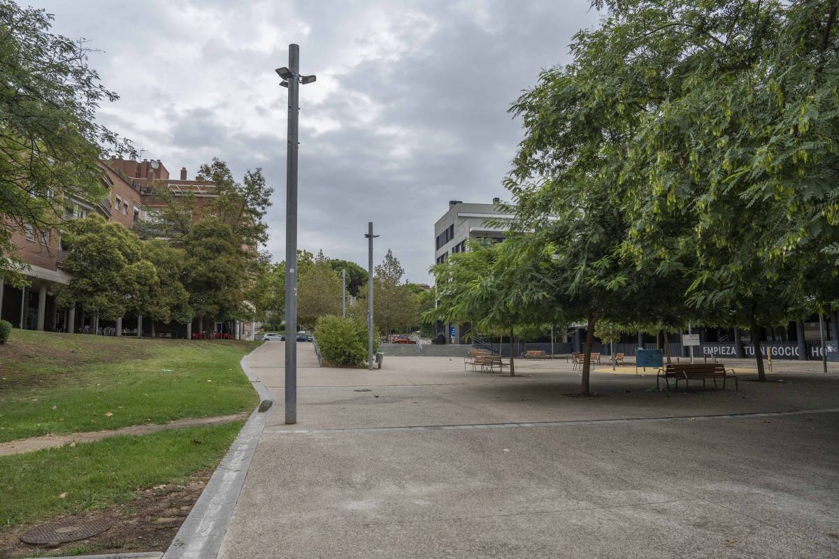 Plaça de Hedy Lamarr - Nebridi Aróztegui Plaça de Hedy Lamarr