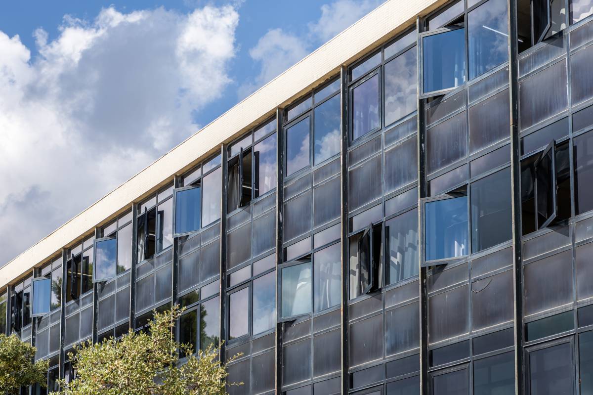Cinc instituts de Sabadell, en la llista de centres urgents que la Generalitat es compromet a climatitzar