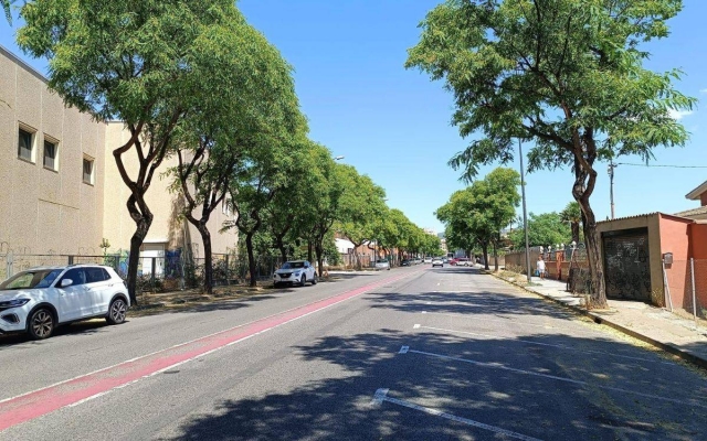 L’Ajuntament de Reus instal·la bandes reductores de velocitat al carrer del Pintor Fuster